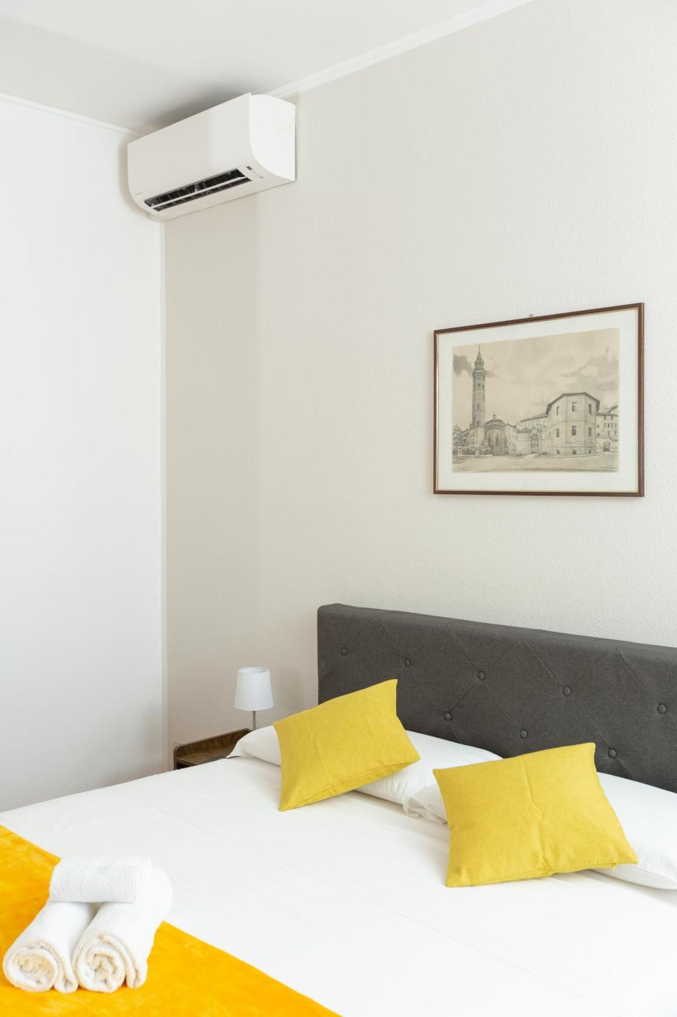 Bergamo 8 - Exclusive Apartment Milan Luaran gambar